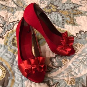 Kelly & Katie Red fabric shoes